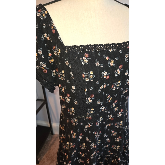 American Eagle Floral Square Neck Prairie Peasant Summer Dress - Picture 3 of 6